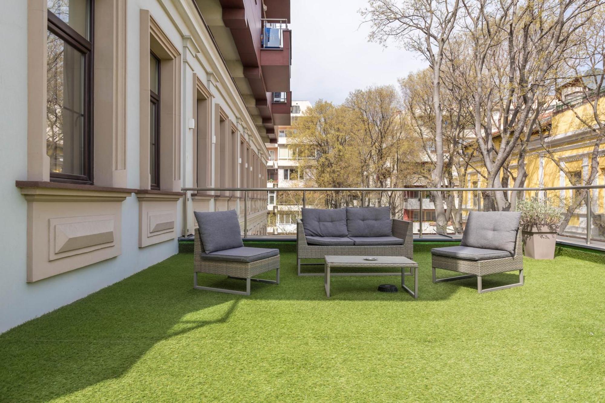 Two Bedroom Cathedral View Apartment Varna Exterior photo